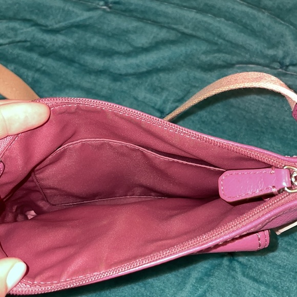 Coach Purple Leather purse with adjustable strap - Picture 8 of 8
